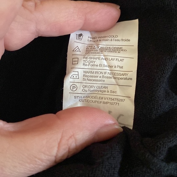 Vince black 100% cotton stretchy scooped neck thin oversized sweater top - Picture 11 of 11